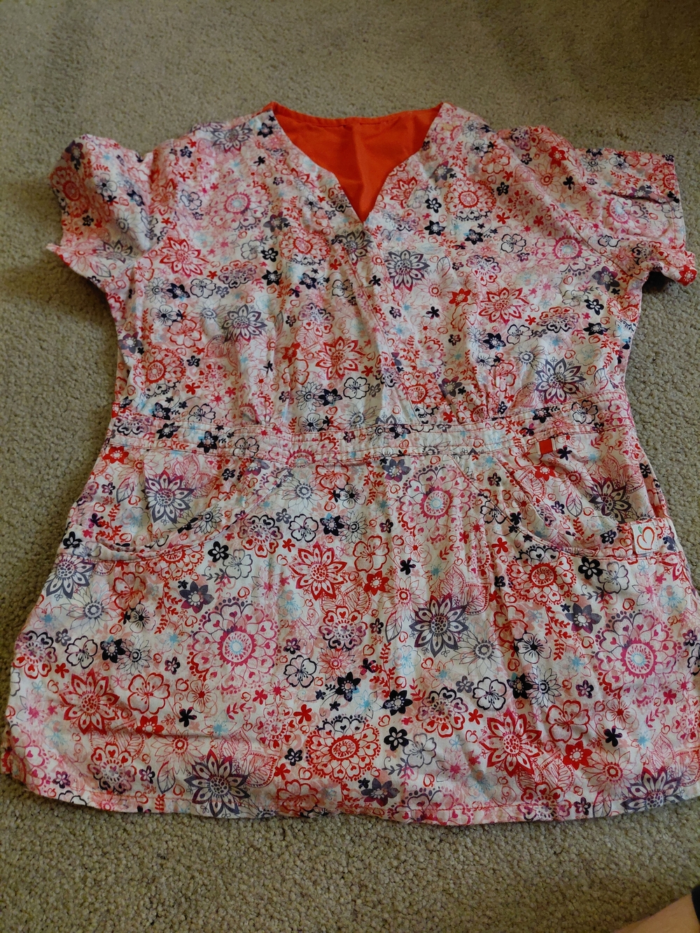 Floral Print V-Neck Scrub Top